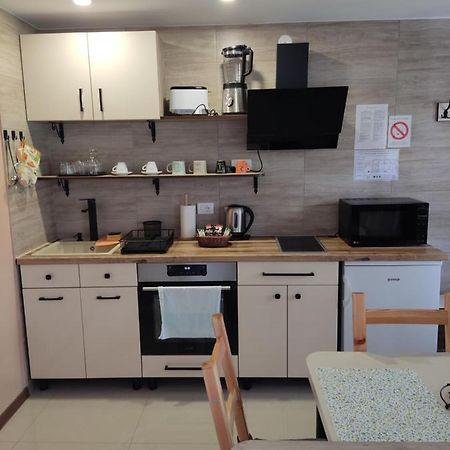Apartmani Sladjana Novi Sad Exteriör bild