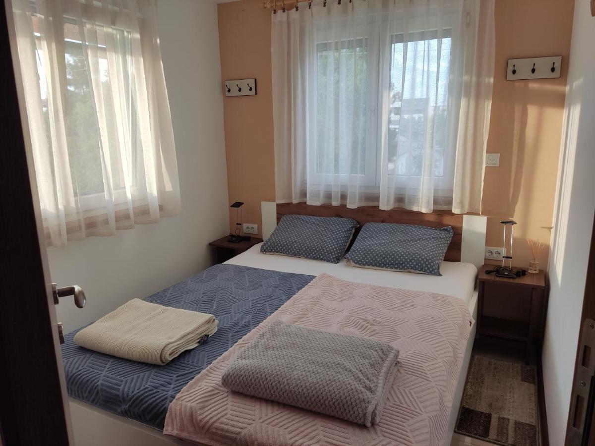 Apartmani Sladjana Novi Sad Exteriör bild